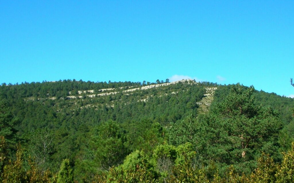 cima de los tres reyes en beceite