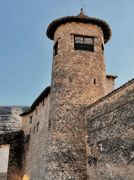 torre muralla mirambel