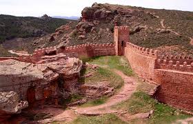 muralla castilllo de peracense