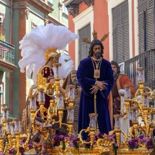 Procesión del Santo Paso de la Hermandad de Nuestro Padre Jesús Nazareno