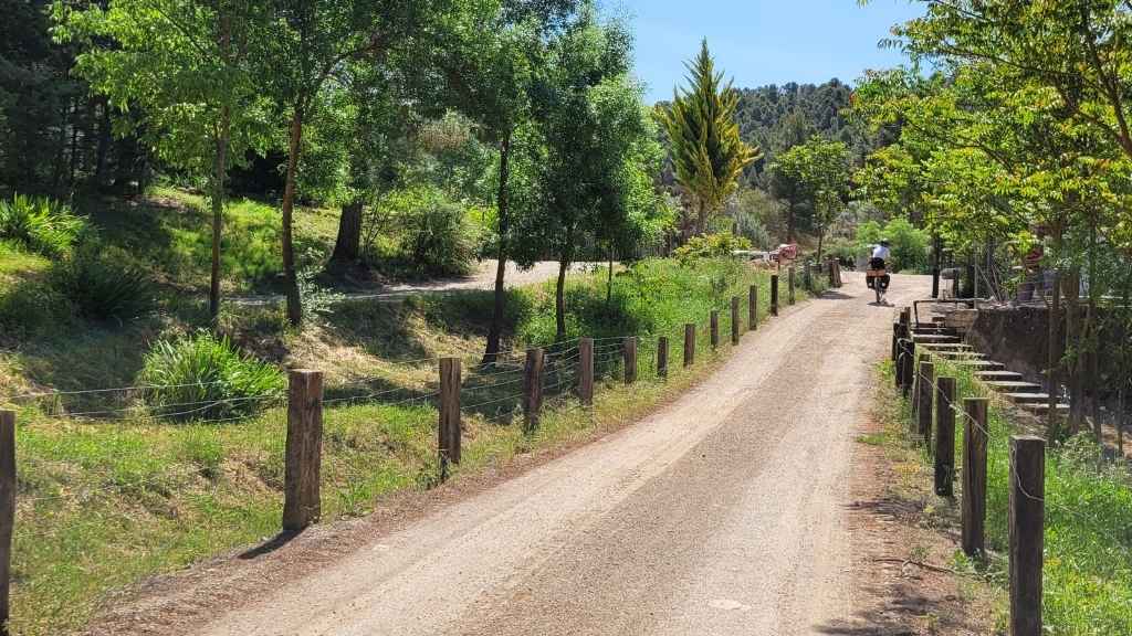 ciclista ruta btt lo llaurador en Torre del Compte